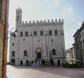 Gubbio: herttuan palatsi
